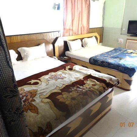 Hotel Yatrik Deoghar Ngoại thất bức ảnh