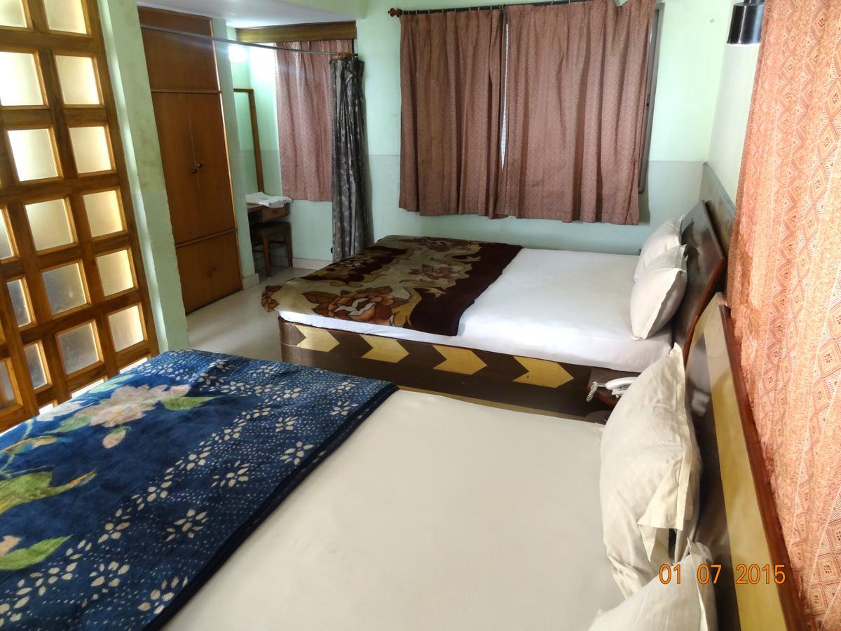 Hotel Yatrik Deoghar Ngoại thất bức ảnh